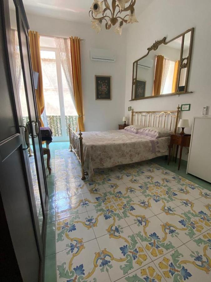 A Casa Di Claudia Apartment Napoli Ngoại thất bức ảnh