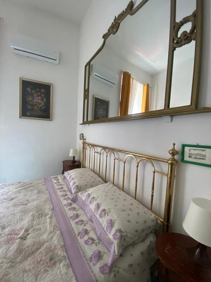 A Casa Di Claudia Apartment Napoli Ngoại thất bức ảnh