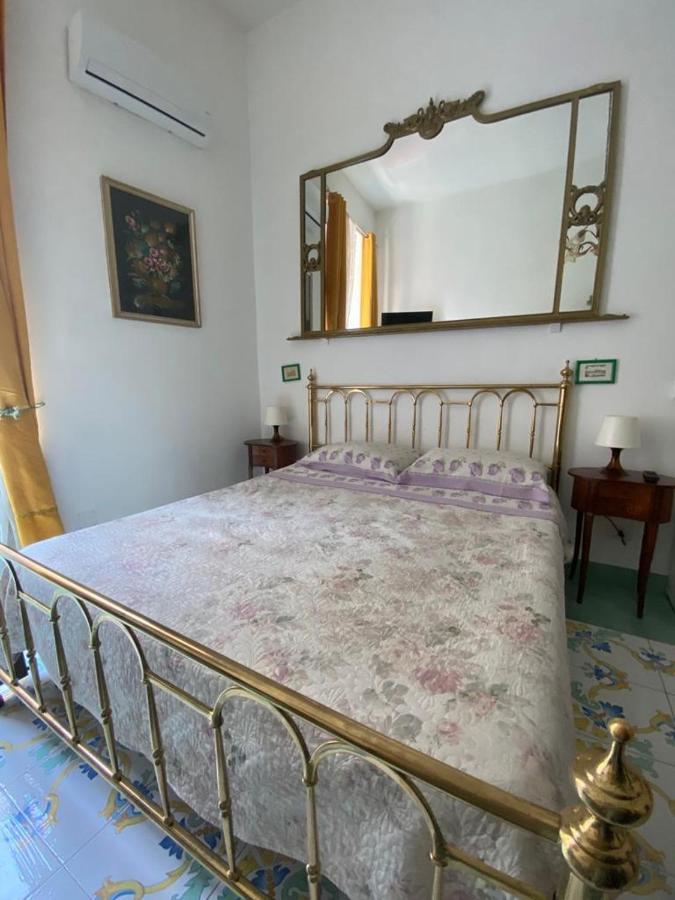 A Casa Di Claudia Apartment Napoli Ngoại thất bức ảnh